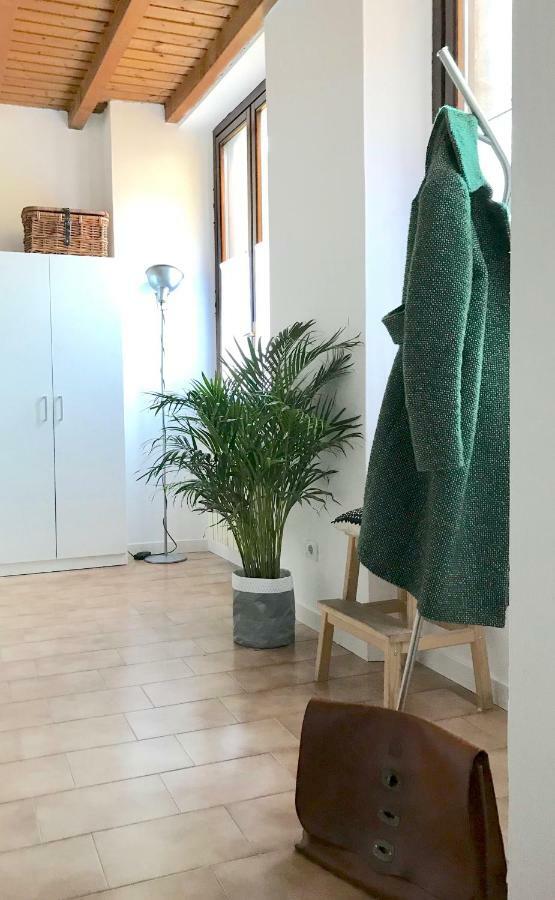 Iris Home Como Bagian luar foto