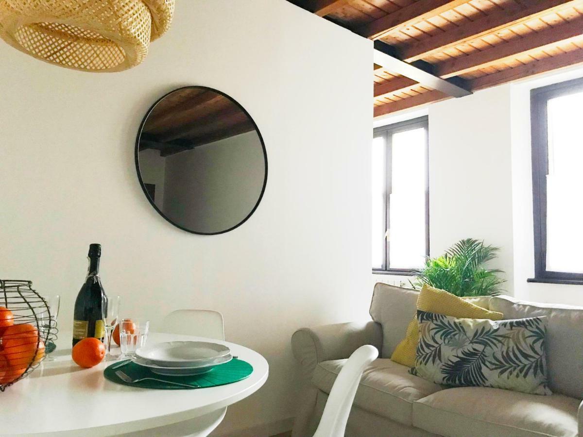 Iris Home Como Bagian luar foto