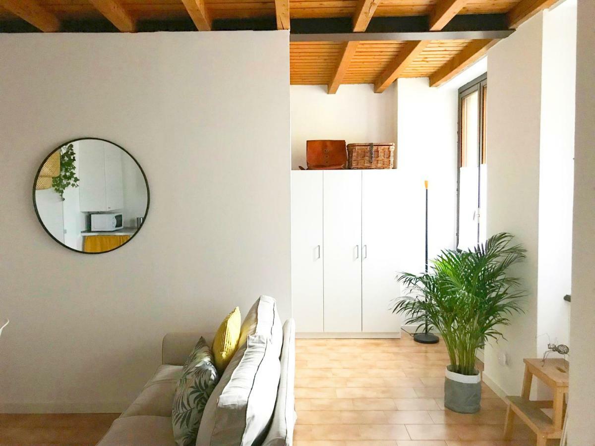 Iris Home Como Bagian luar foto